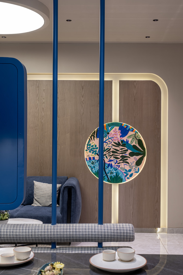 ROYAL CROWN SHOW APPARTMENT - Interior Design